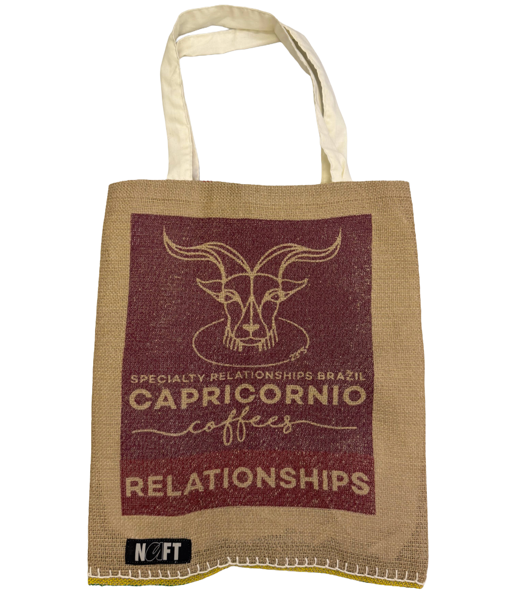 Jute bag with Capricornio Coffee branding on a white background